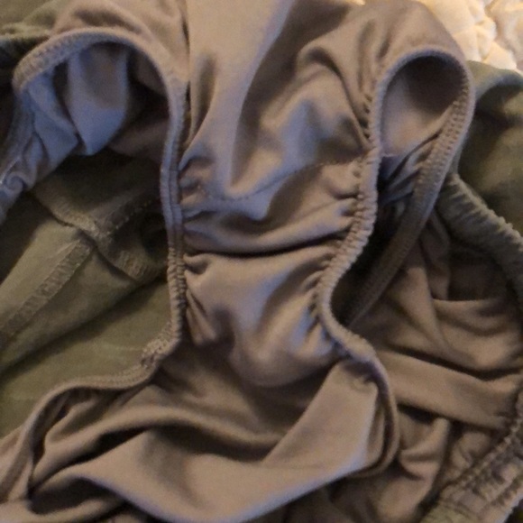 Children’s size Large Nike DRI-FIT gray running shorts - Picture 7 of 11